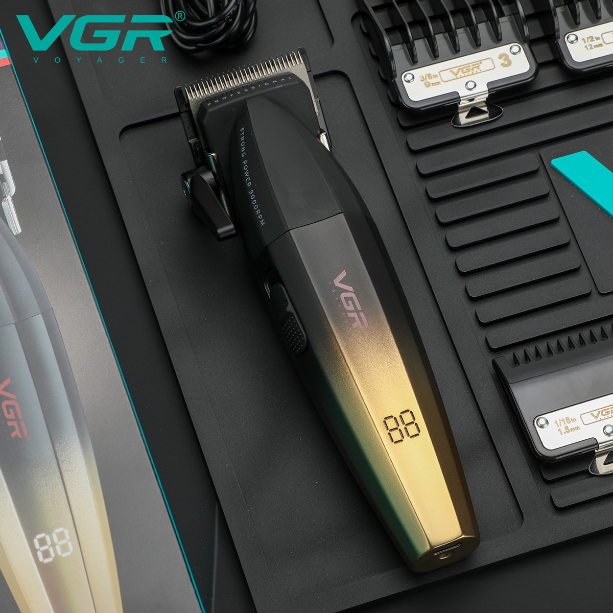 vgr-voyager-v-003c-salon-series-hair-clipper-gold 2