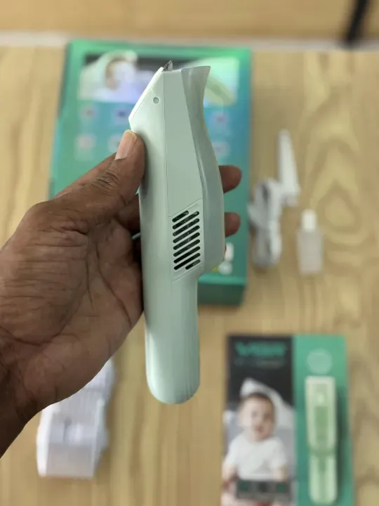 VGR V-155 Kids Hair Clipper with Vacuum - Image 3
