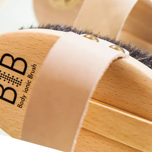 Brushes and combs