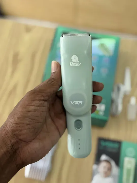 VGR V-155 Kids Hair Clipper with Vacuum - Image 5